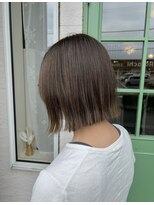 フゥカ 売市店(fuka)&nbsp;外ハネボブ×アッシュブラウンカラー　八戸