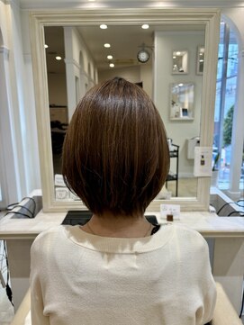 エイミーバイアフロートザガーデン 浦和店(amie by afloat the garden) 丸みショート