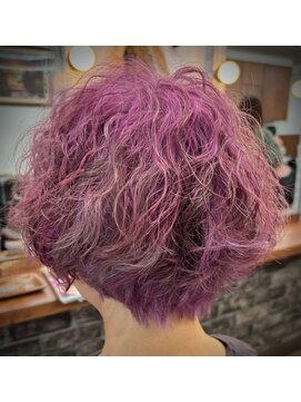 エモーション emotion hair ふわふわピンクヘア
