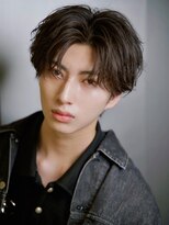 ルーシー 渋谷(LUCEY)&nbsp;メンズセンターパートお洒落フェザーショート