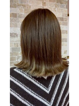 ジュリアンマーラ(Julien Mara) インナーカラー/ブロンドベージュ/外ハネボブ/透明感カラー/千葉