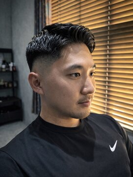 ジ オブスキュア(THE OBSCURE) ビジネスマン向けフェードスタイル