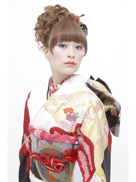 コムソワ(comme soi) 和装 カールサイドアップスタイル