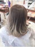 バレイヤージュグラデーション