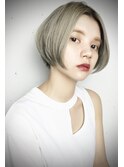 ハイトーンショートボブ