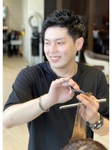 アース 青森浜田店(HAIR&MAKE EARTH) 佐藤 雄一郎