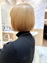 ロンド エスポワール 錦糸町(Lond espoir)&nbsp;〇ハイトーンダブルカラーミルクティーベージュ切りっぱなしボブ