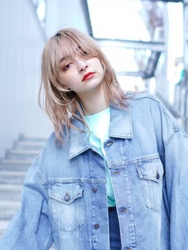 ギークス(GEEKS) 【GEEKS渋谷】ホワイトベージュ/ウルフカット/冬カラー/20代30代