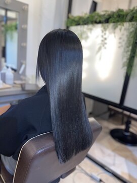 アールサロン アオヤマ(Rr SALON AOYAMA) 艶カラー