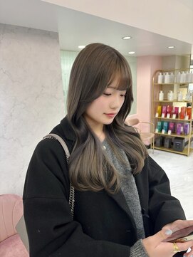 ジーナ 名駅(XENA.) 《chii》アッシュグレージュ/グレージュ/ブリーチカラー