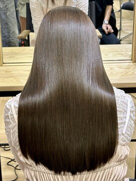 サロンドクロエ(Salon de Chloe) 酸性ストレートロング
