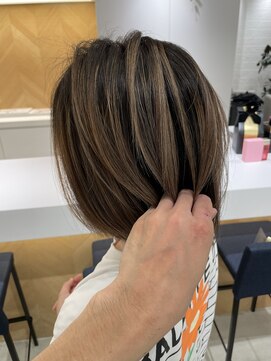 ステアケース 武蔵小杉店(stair:case) 半年美容院に行かなくてもずっとオシャレなプレイングカラー