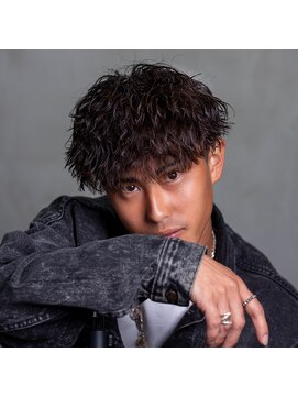 クロー(CROW) ツイストスパイラルパーマ
