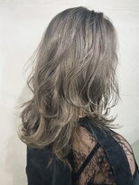 オジョマノ(OjOmano) ブリーチインナーカラーダブルカラーハイライト髪質改善20代30代