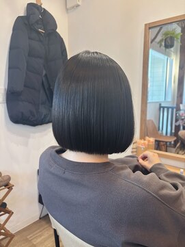 黒髪ボブ