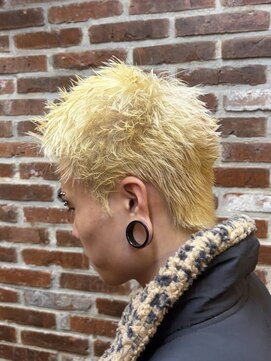 ミリオンバックス 神田店(Million Bucks) スパイキーショート<理容室>[メンズ/眉毛/バーバー/御徒町]