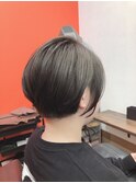 ちら見せツーブロックのエッジショートマッシュ☆