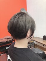 ヘア プロデュース アイモ(Hair Produce Aimo)&nbsp;ちら見せツーブロックのエッジショートマッシュ☆