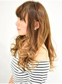 揺らぎパーマスタイル