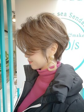 ヘアーメイクオズ(hair make O/S) 担当 照井  ハンサムショート×ミルクティーグレージュ