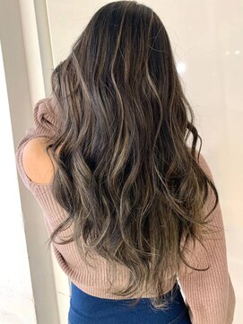 シエスタ バイ アンブルリュクス(siesta by amble luxe) ベージュバレイヤージュ