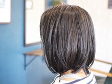 エマ(EMMA)
