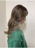 ラベンダーグレージュイヤリングカラー