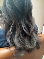 シエル 大分店(CIEL)&nbsp;外国人風バレイヤージュ　シルバー