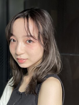 ヘアリゾート粋 ウナム 新宿東口店(enam) 透け感/ミディアム/くびれスタイル
