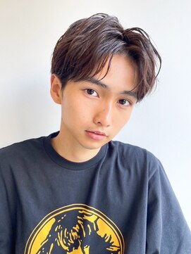 ツーダブルバイフィフス 西梅田店(WW.. by fifth) メンズパーマツイストスパイラルパーマセンターパート刈り上げ