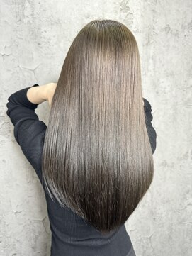 ルーツアイリー 心斎橋(ROOTS IRIE) 髪質改善 髪質改善カラー アッシュベージュ 艶感ストレート