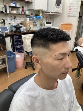 カットワン 竹の塚店(Cut-one) 濡れパンフェードスタイル