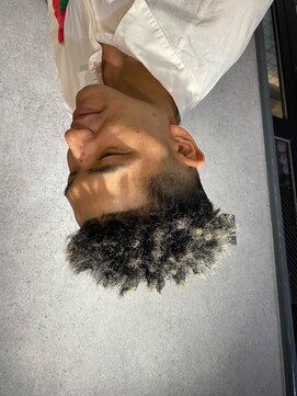 クフィア メンズヘアー カンポ 天王寺店(CUFFIA MEN'SHAIR CAMPO) アップバングフェードマンバンヘアオールバックメンズショート