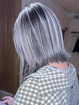 ブレイズヘアー(BLAZEhair) 【グレージュカラー】ホワイトバレイヤージュ×ブリーチ２回