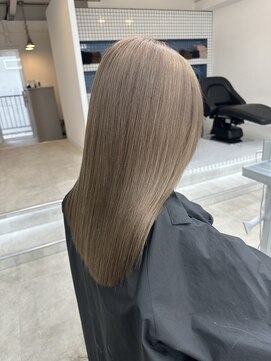 メイドバイスティーン(MADE BY STEEN) ミルクティーベージュ