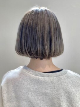 ミニマルボブ/透明感カラー/オリーブグリーン