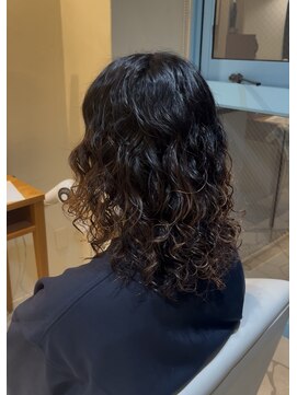 シアン 栄店(CYAN.) 海外風スパイラルパーマ