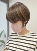 くびれショートボブ40代50代グレイカラー白髪染め白髪ぼかし