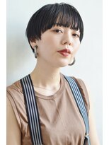 クリアーオブヘアー 本山店(CLEAR of hair)&nbsp;アッシュカラーの厚めバングのエッジショート