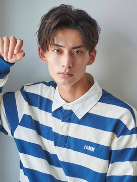 アールプラスヘアサロン(ar+ hair salon) ツイストスパイラルパーマ/センターパート/刈り上げ