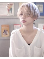 エイチ(H eitf) ホワイトブランドカラー