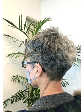 オードットバイマレ(O. by mare) ハンサムカール