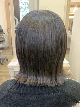 アルターリール(aL ter Rire) 切りっぱなしボブ/外ハネ/福原遼華