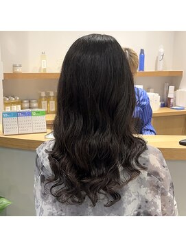 シアン 矢場町店(CYAN.) 不器用さんにもオススメ巻き髪風パーマ