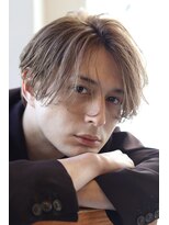 ミルクティーベージュニュアンスパーマセンターパートツーブロ