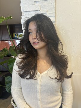 ノラキチジョウジ(NORA KICHIJOJI) レイヤーカット顔まわりレイヤー暗髪カラー