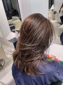 ステア ケース(stair case) 【NATASHA】銀座レイヤーカット/20代/30代/40代/50代