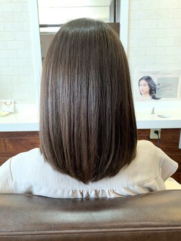 クセ/乾燥/カラーや熱のダメージを見極めて最上級の艶髪へ―。髪のお悩みもお気軽にご相談ください。