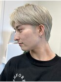 ホワイトブロンドメンズホワイトベージュカラー韓国風メンズヘア