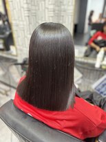 シャルム バイ アローズ 久留米店(CHARM BY AROSE)&nbsp;20代30代40代大人可愛い耳かけナチュラルアッシュストレートロブ